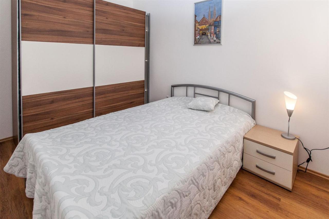 קריקווניצה Apartments Carmen מראה חיצוני תמונה