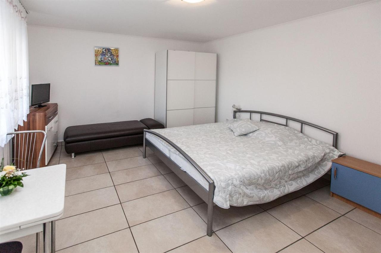 קריקווניצה Apartments Carmen מראה חיצוני תמונה